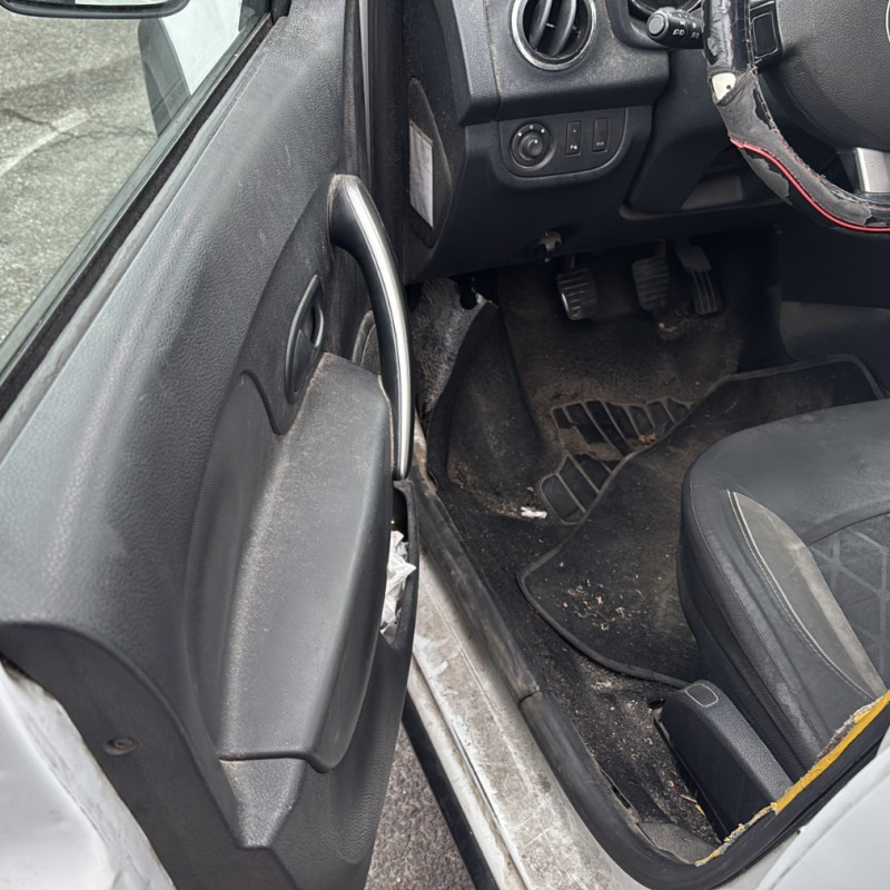 DACIA SANDERO 2 PHASE 1 0.9i - 12V TURBO TCE 90 Photo n°13