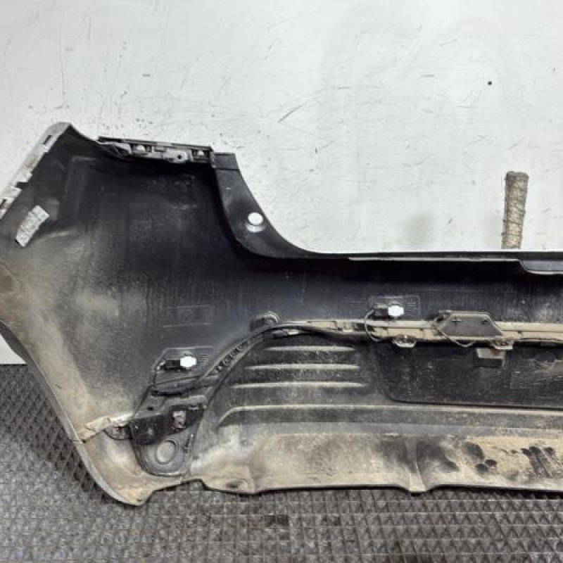 Pare choc arriere RENAULT MEGANE 3 Photo n°6