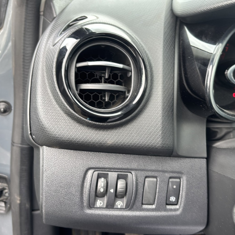 RENAULT CLIO 4 PHASE 2 0.9i - 12V TURBO TCE 90 Photo n°15