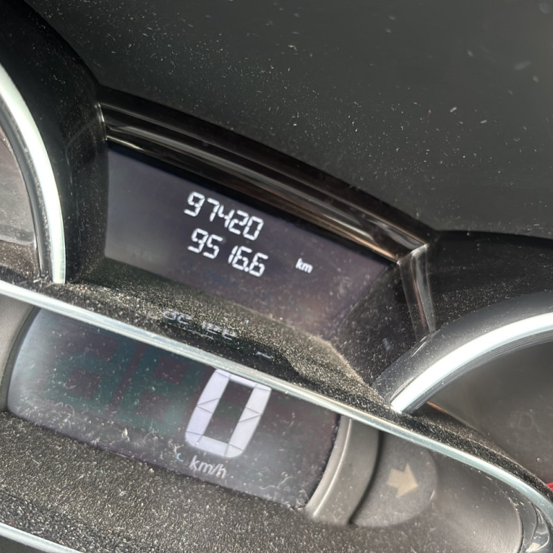 RENAULT CLIO 4 PHASE 2 0.9i - 12V TURBO TCE 90 Photo n°17