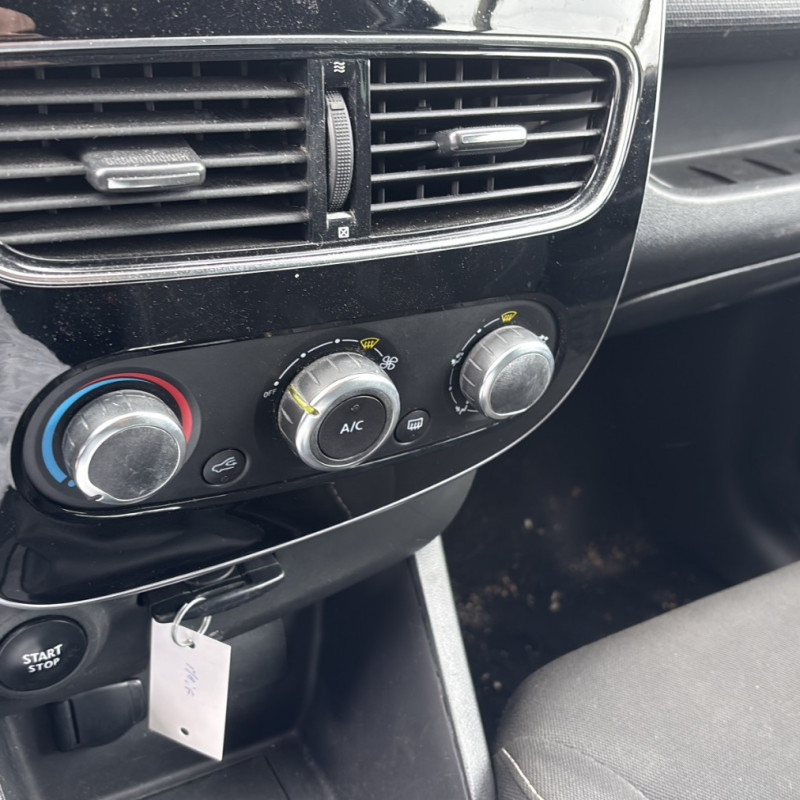 RENAULT CLIO 4 PHASE 2 0.9i - 12V TURBO TCE 90 Photo n°19