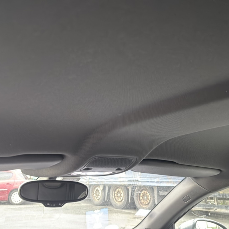 AUDI A1 1 SPORTBACK PHASE 1 1.6 TDI - 16V TURBO Photo n°16