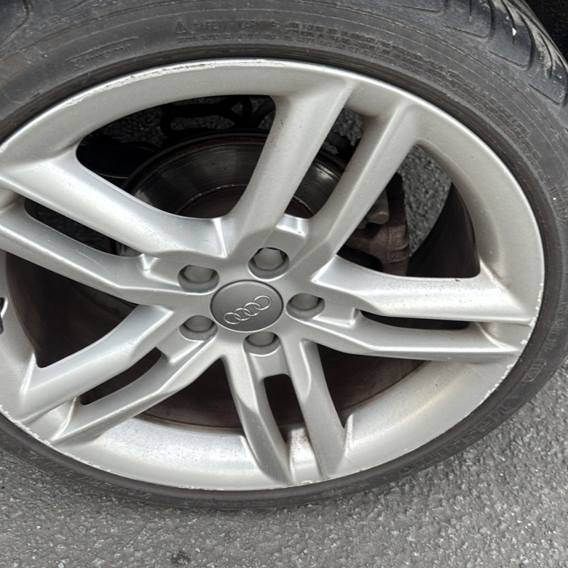 AUDI A1 1 SPORTBACK PHASE 1 1.6 TDI - 16V TURBO Photo n°24