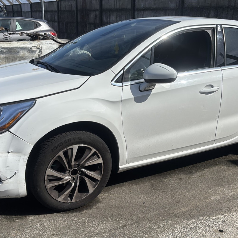 CITROEN DS4 PHASE 1 1.6 HDI - 8V TURBO Photo n°8