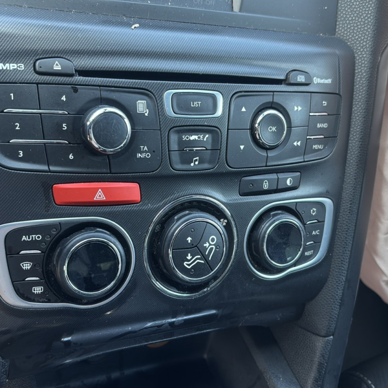 CITROEN DS4 PHASE 1 1.6 HDI - 8V TURBO Photo n°18