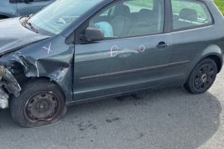 VOLKSWAGEN POLO 4 PHASE 1 1.2i - 12V