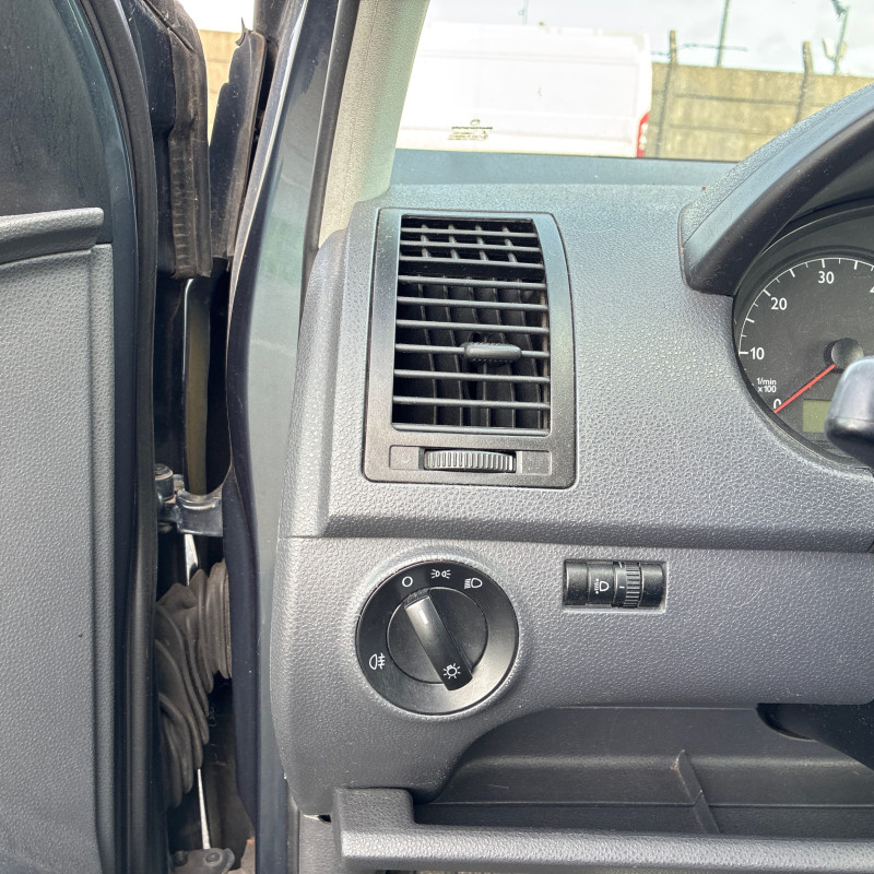 VOLKSWAGEN POLO 4 PHASE 1 1.2i - 12V Photo n°14