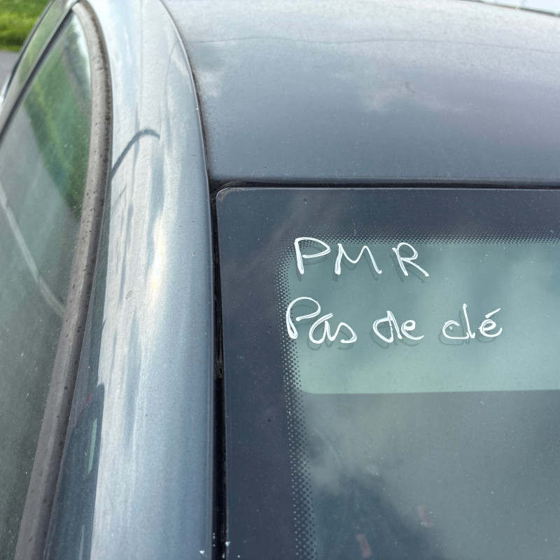 VOLKSWAGEN POLO 4 PHASE 1 1.2i - 12V Photo n°23