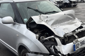 SUZUKI SWIFT 3 1.3i - 16V