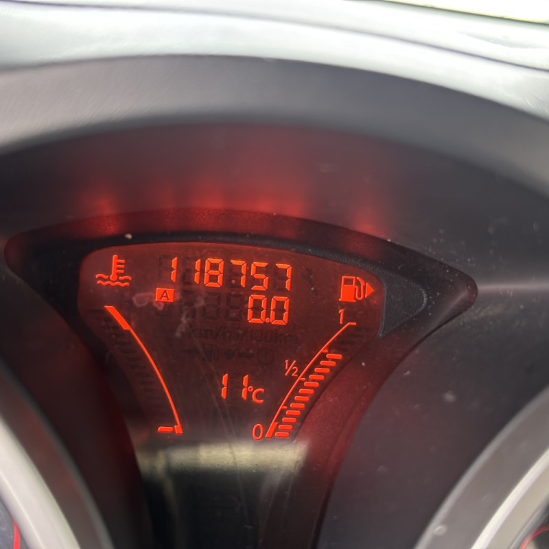 NISSAN JUKE 1 PHASE 1 1.5 DCI - 8V TURBO Photo n°21