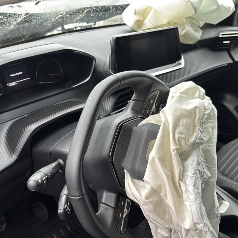 PEUGEOT 208 2 PHASE 1 1.2 VTI - 12V Photo n°11