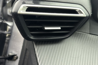 PEUGEOT 208 2 PHASE 1 1.2 VTI - 12V