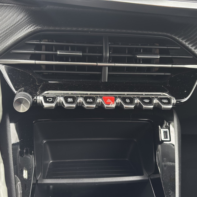 PEUGEOT 208 2 PHASE 1 1.2 VTI - 12V Photo n°19