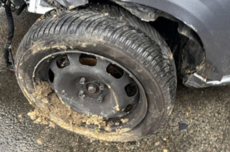 PEUGEOT 208 2 PHASE 1 1.2 VTI - 12V