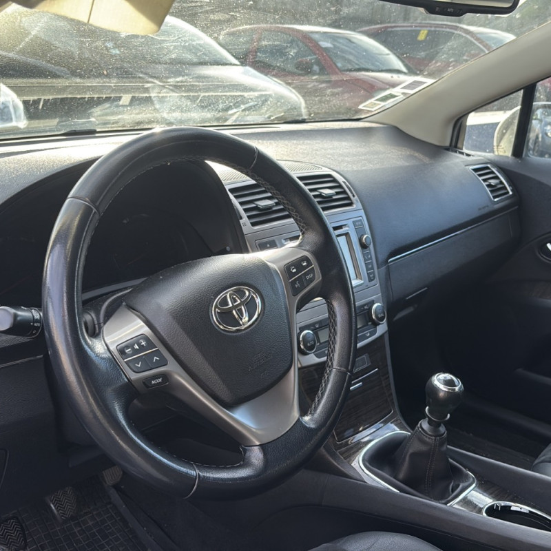 TOYOTA AVENSIS 3 PHASE 2 BREAK 2.0 D4D - 16V TURBO Photo n°14