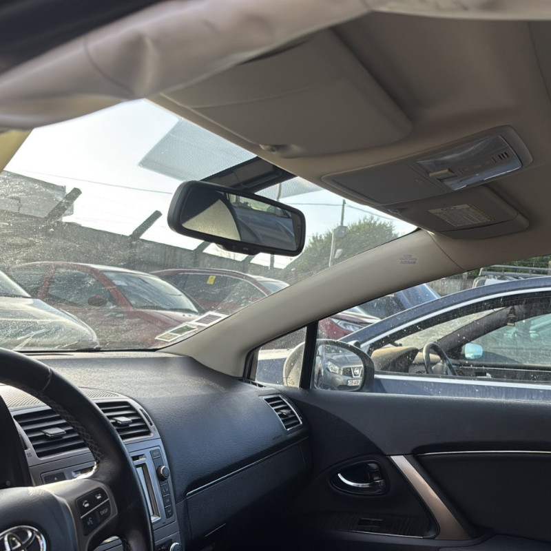 TOYOTA AVENSIS 3 PHASE 2 BREAK 2.0 D4D - 16V TURBO Photo n°15