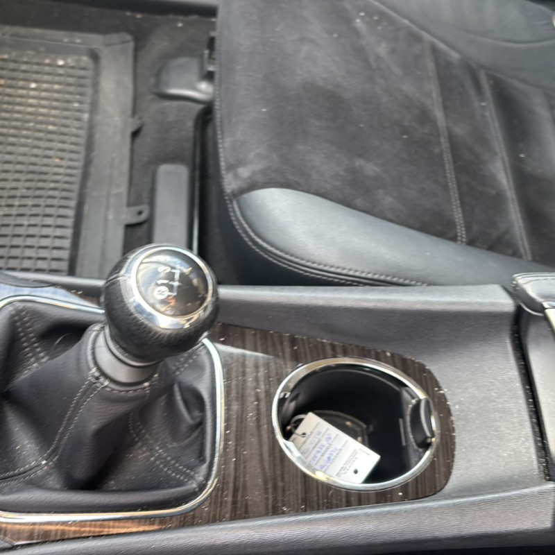 TOYOTA AVENSIS 3 PHASE 2 BREAK 2.0 D4D - 16V TURBO Photo n°20