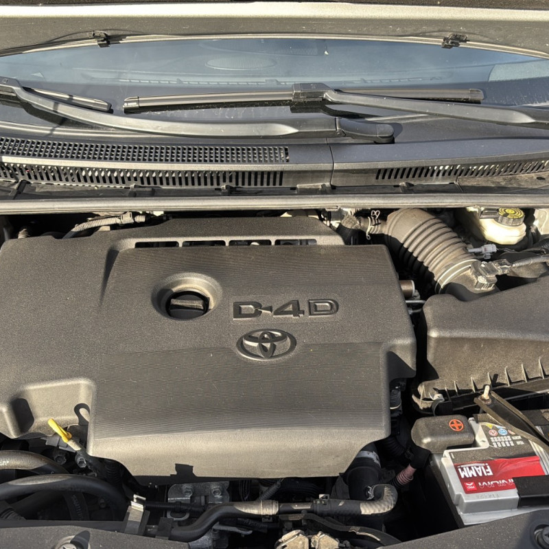 TOYOTA AVENSIS 3 PHASE 2 BREAK 2.0 D4D - 16V TURBO Photo n°23