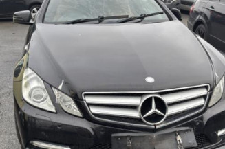 Actionneur verrou trappe d'essence MERCEDES CLASSE E 207