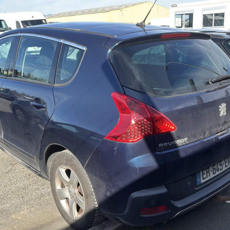 PEUGEOT 3008 1 PHASE 2 2.0 HDI - 16V TURBO Photo n°4