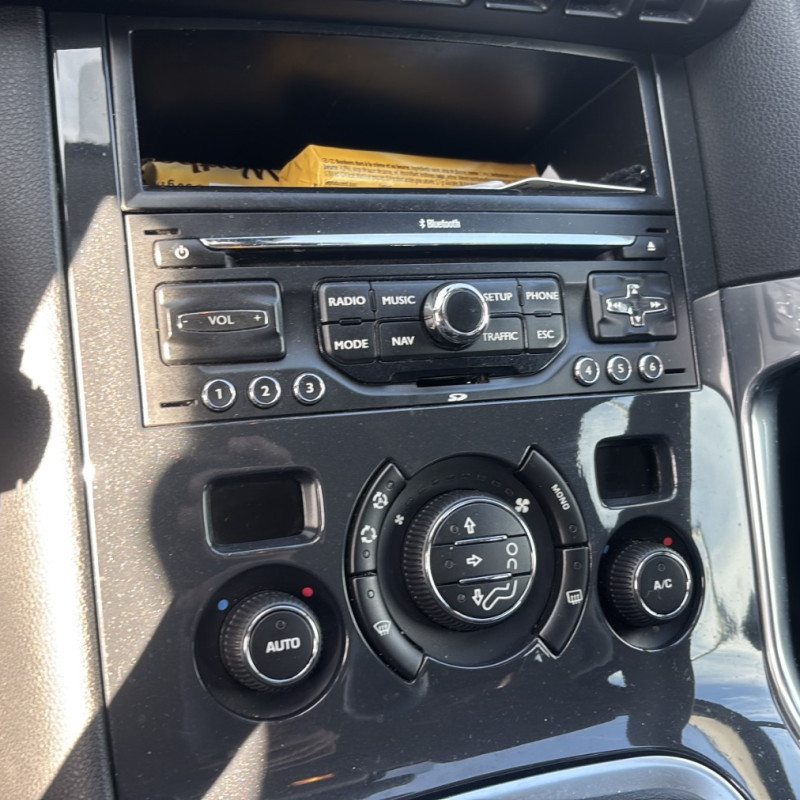 PEUGEOT 3008 1 PHASE 2 2.0 HDI - 16V TURBO Photo n°19