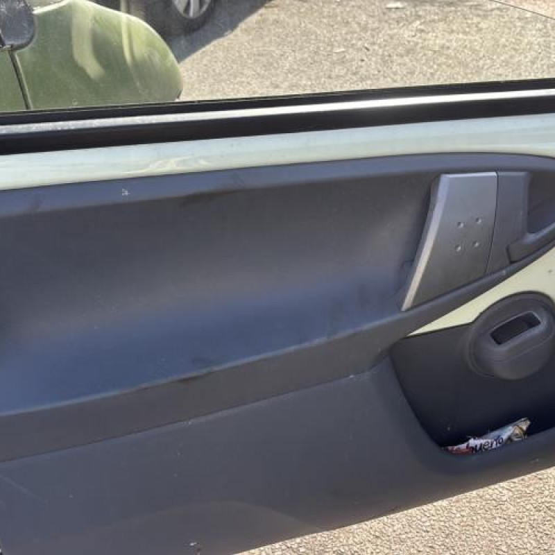 Renfort pare choc arriere (traverse) CITROEN C1 1 Photo n°9