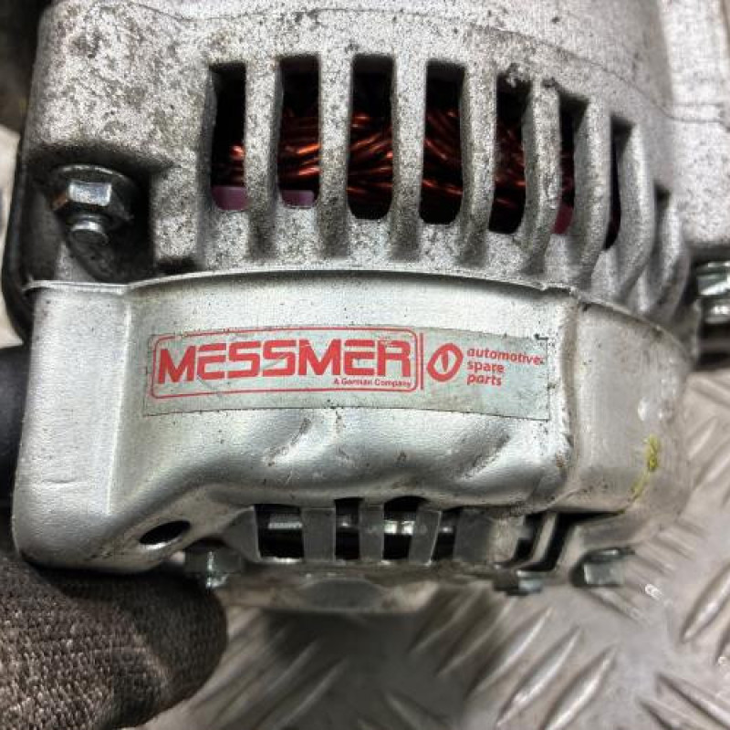 Alternateur SUZUKI LIANA Photo n°5