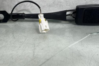 Attache ceinture avant gauche PEUGEOT 3008 1