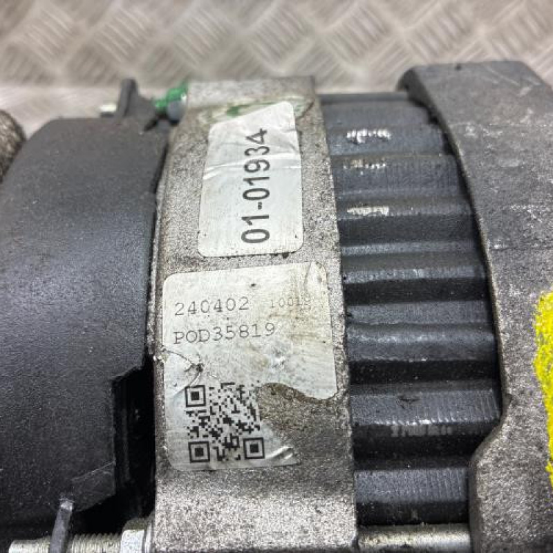 Alternateur PEUGEOT 205 Photo n°5