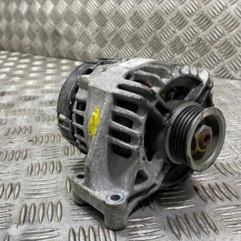 Alternateur FIAT 500 2 Photo n°1