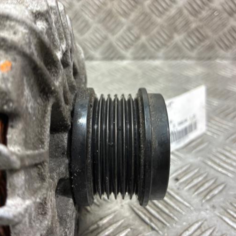 Alternateur FORD MONDEO 3 Photo n°3