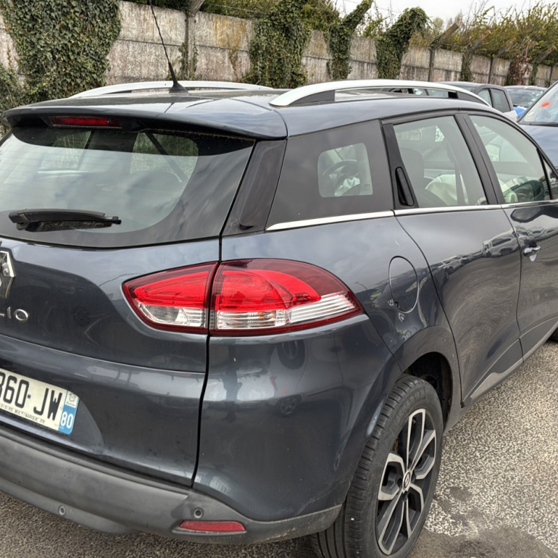 RENAULT CLIO 4 PHASE 2 BREAK 0.9i - 12V TURBO TCE 90 Photo n°4