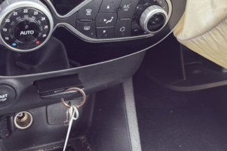 RENAULT CLIO 4 PHASE 2 BREAK 0.9i - 12V TURBO TCE 90