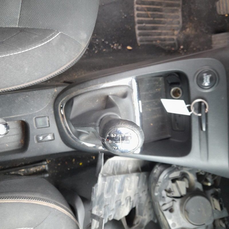 RENAULT CAPTUR 1 PHASE 1 1.5 DCI - 8V TURBO Photo n°8