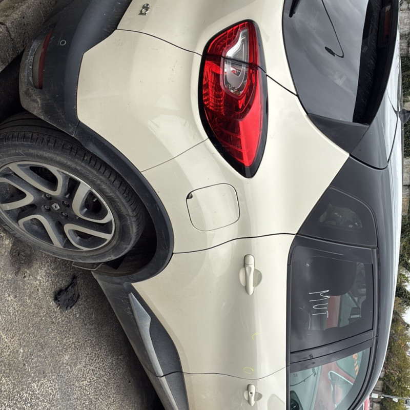 RENAULT CAPTUR 1 PHASE 1 1.5 DCI - 8V TURBO Photo n°14