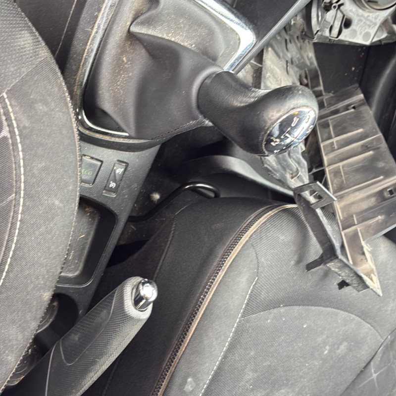 RENAULT CAPTUR 1 PHASE 1 1.5 DCI - 8V TURBO Photo n°30