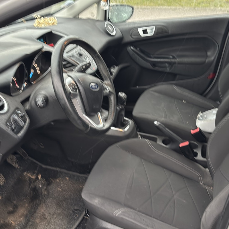 FORD FIESTA 6 PHASE 2 1.5 TDCI - 8V TURBO Photo n°5
