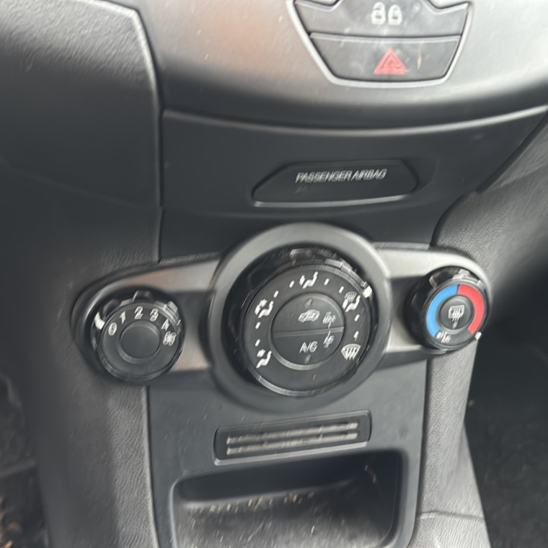 FORD FIESTA 6 PHASE 2 1.5 TDCI - 8V TURBO Photo n°24