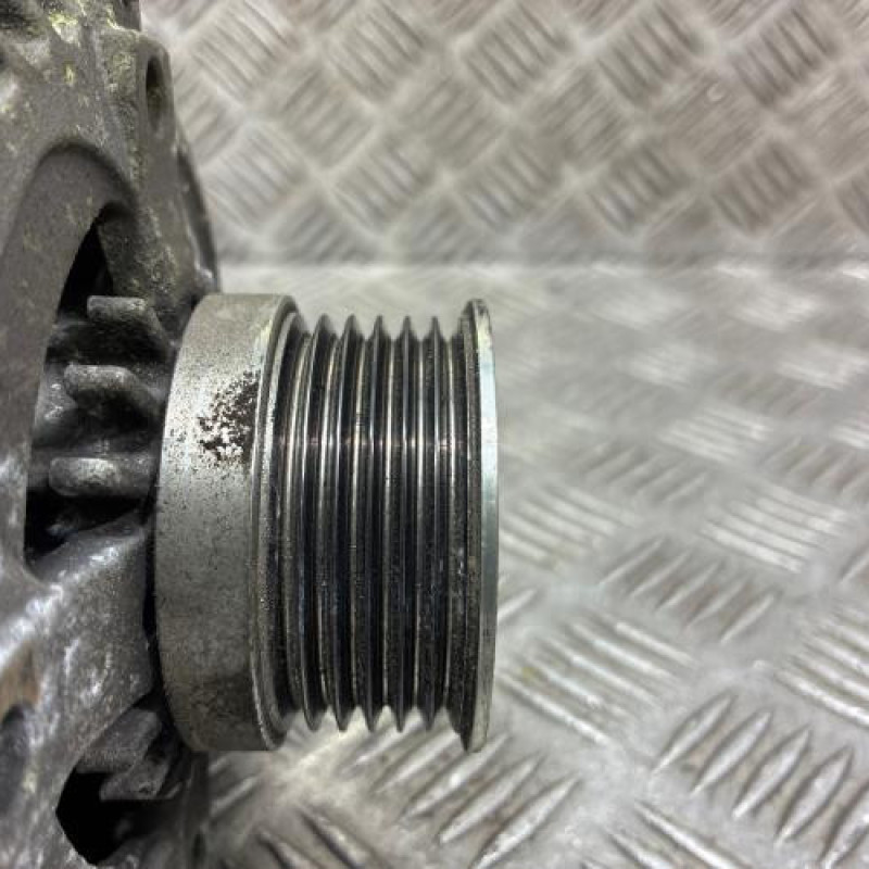 Alternateur FORD FUSION Photo n°3