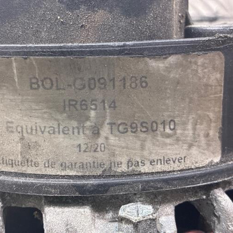 Alternateur OPEL MERIVA A Photo n°5