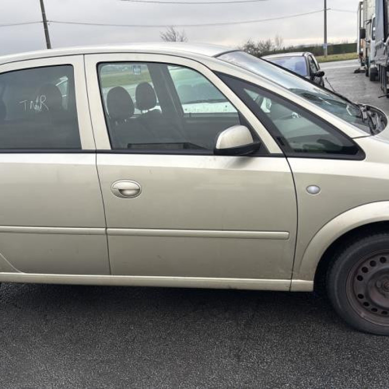 Alternateur OPEL MERIVA A Photo n°11