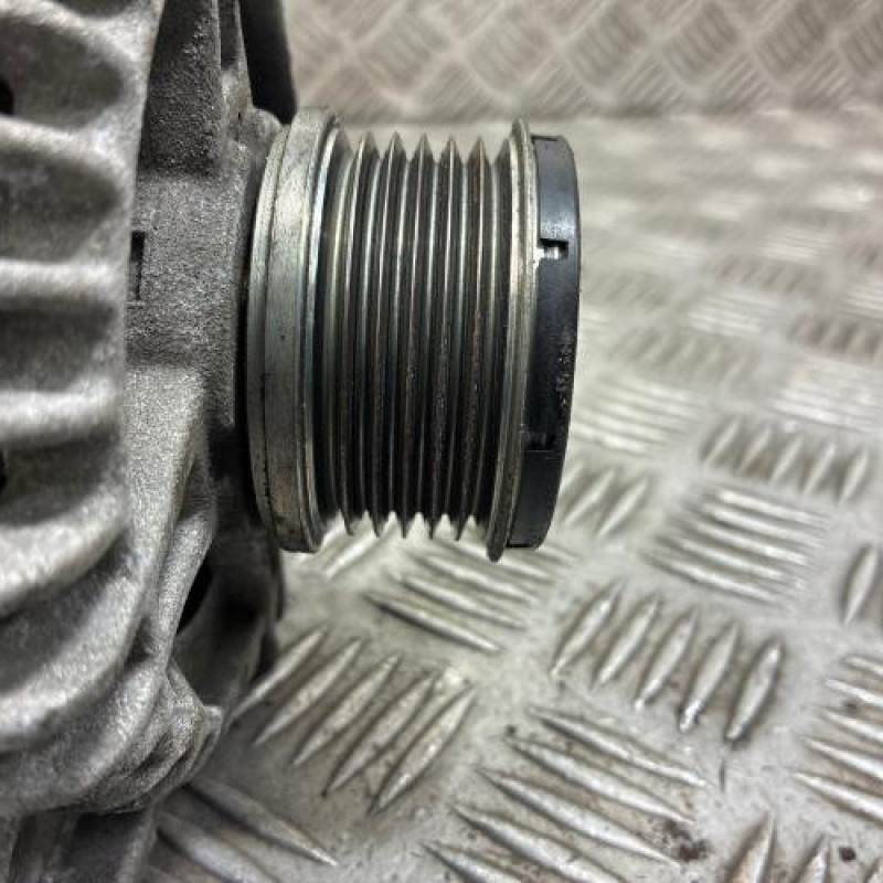 Alternateur PEUGEOT 208 1 Photo n°2