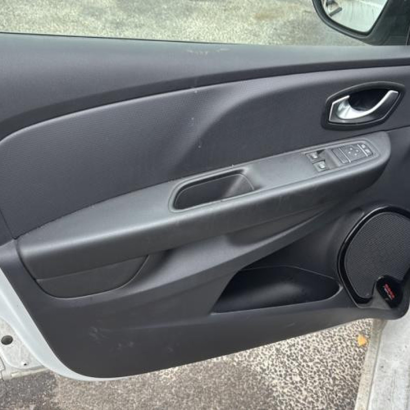 Alternateur RENAULT CLIO 4 Photo n°16