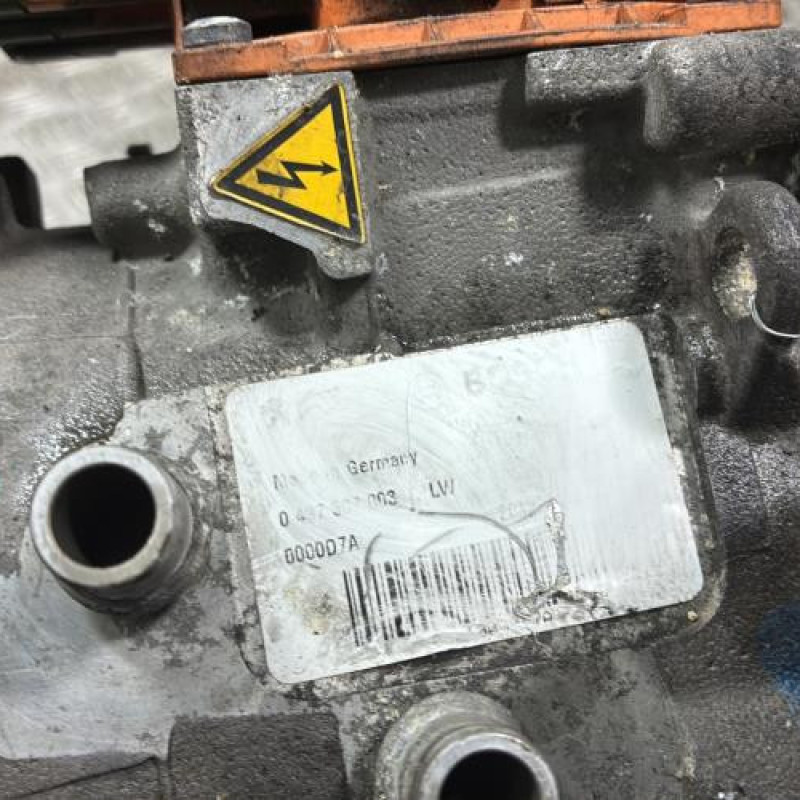 Alterno-demarreur PEUGEOT 3008 1 Photo n°3