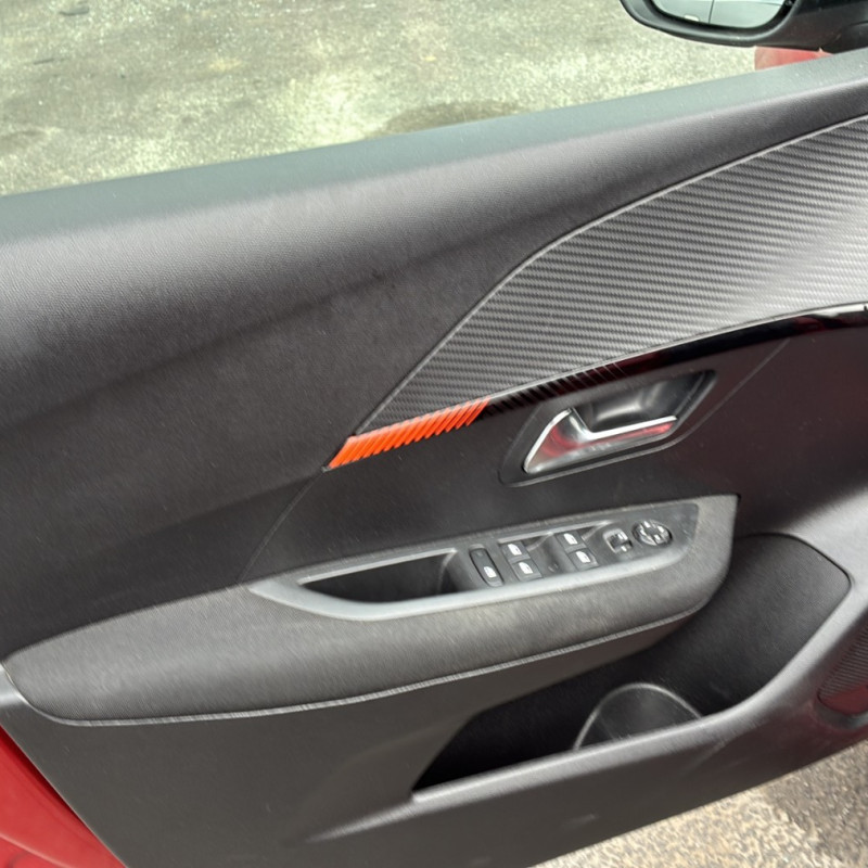 PEUGEOT 208 2 PHASE 1 1.5 BLUE HDI - 16V TURBO Photo n°9