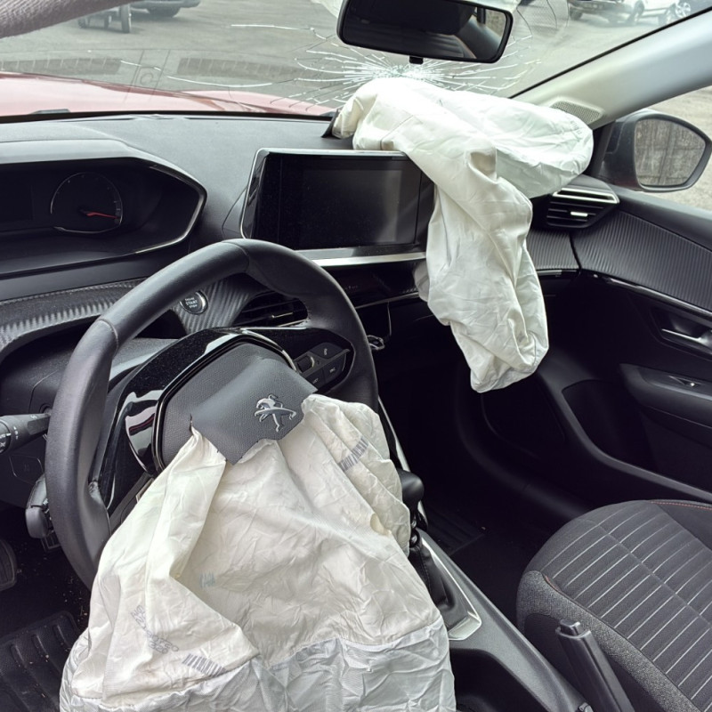 PEUGEOT 208 2 PHASE 1 1.5 BLUE HDI - 16V TURBO Photo n°12