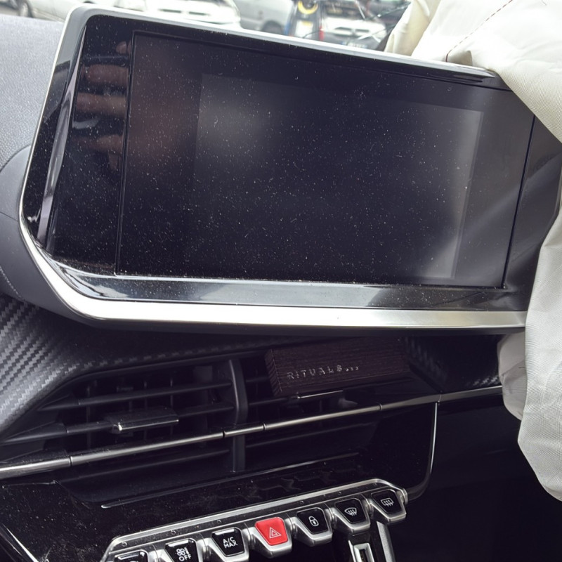 PEUGEOT 208 2 PHASE 1 1.5 BLUE HDI - 16V TURBO Photo n°17