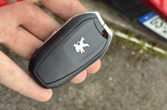 PEUGEOT 208 2 PHASE 1 1.5 BLUE HDI - 16V TURBO