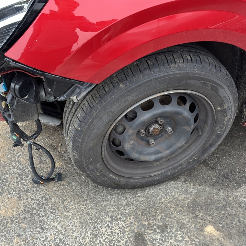 PEUGEOT 208 2 PHASE 1 1.5 BLUE HDI - 16V TURBO Photo n°23