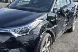 TOYOTA C-HR 1 PHASE 1 1.2i - 16V TURBO Photo n°1